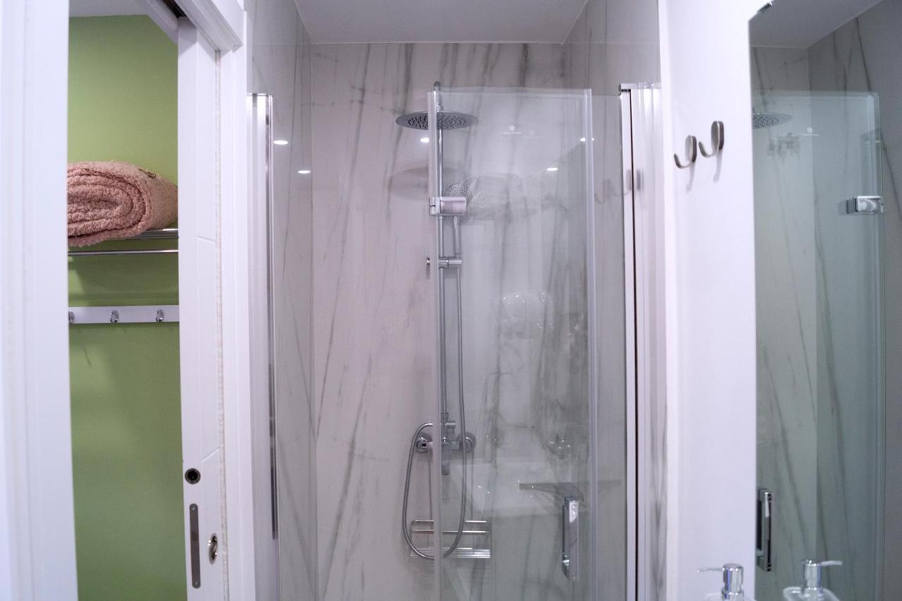 Moncloa Room Apartments Madrid Exterior foto